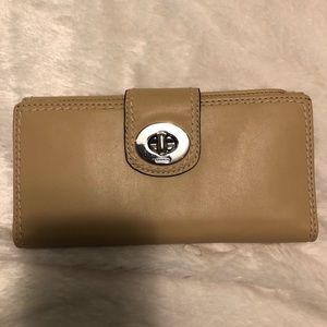 Large Leather Coach Wallet